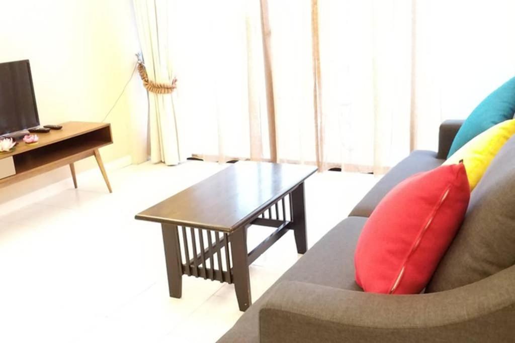 Poolview Resort Batu Ferringhi 502 - 2 Rooms Dış mekan fotoğraf