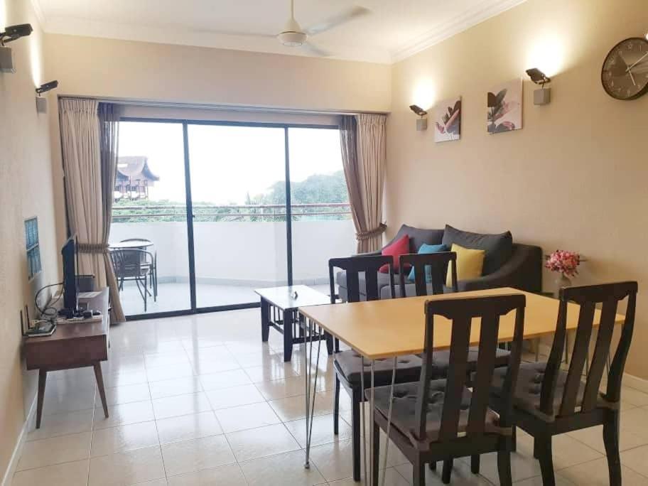 Poolview Resort Batu Ferringhi 502 - 2 Rooms Dış mekan fotoğraf